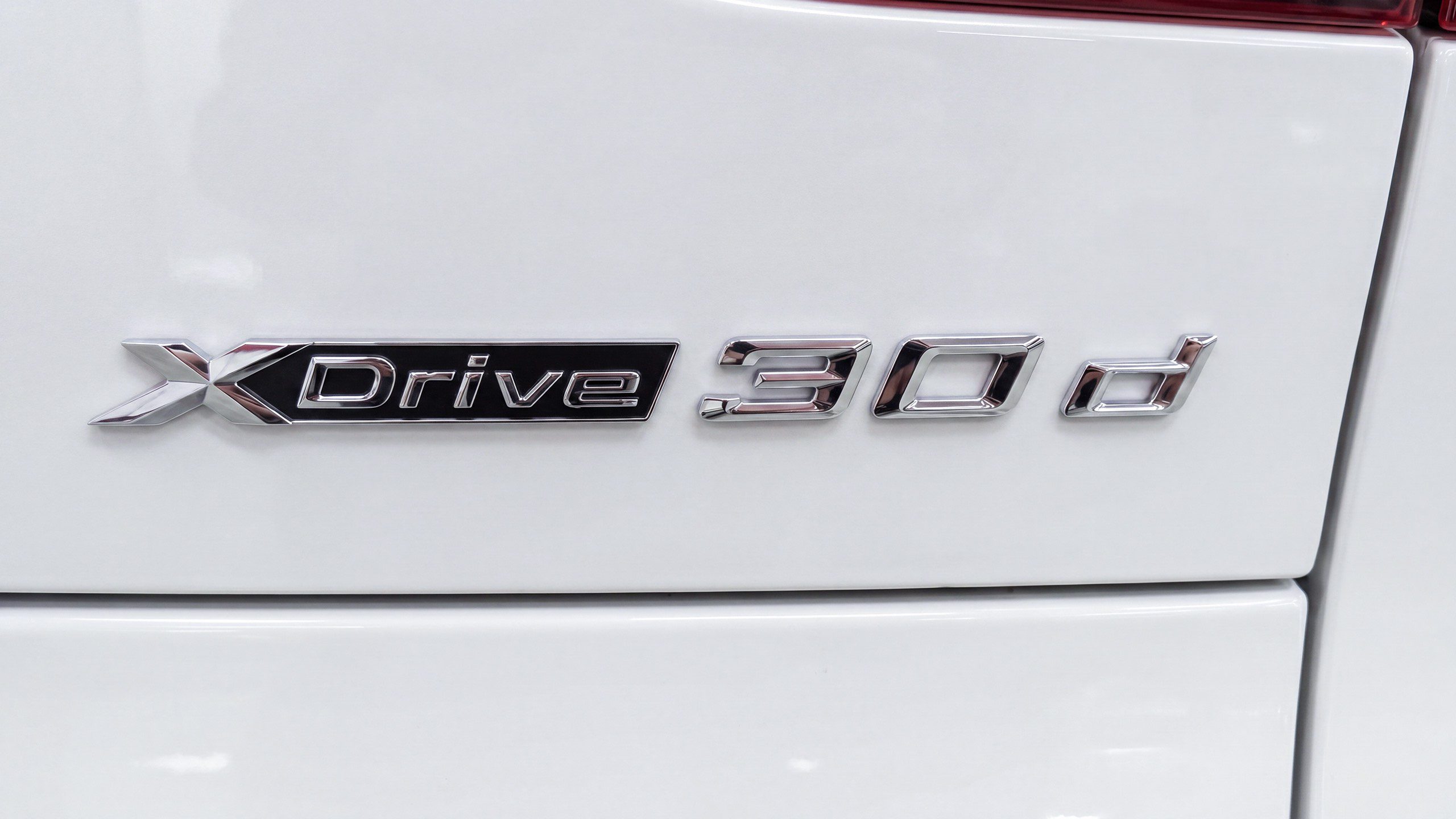 BMW X5-Series 30d G05 шильдик модели