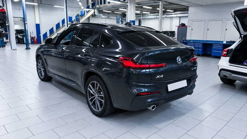 BMW X4 20d G02 B47O 2019 года с пробегом 125 817 км: BMW X4 20d G02 на межсервисной замене масла в Юнион Моторс Коломенская