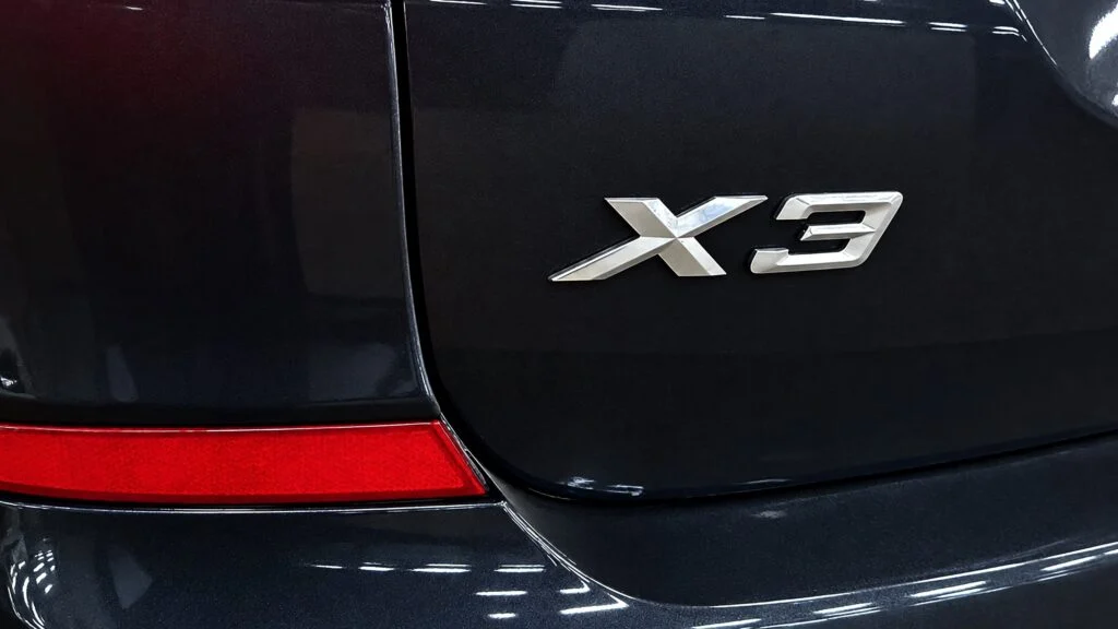 BMW X3 G01 шильдик модели